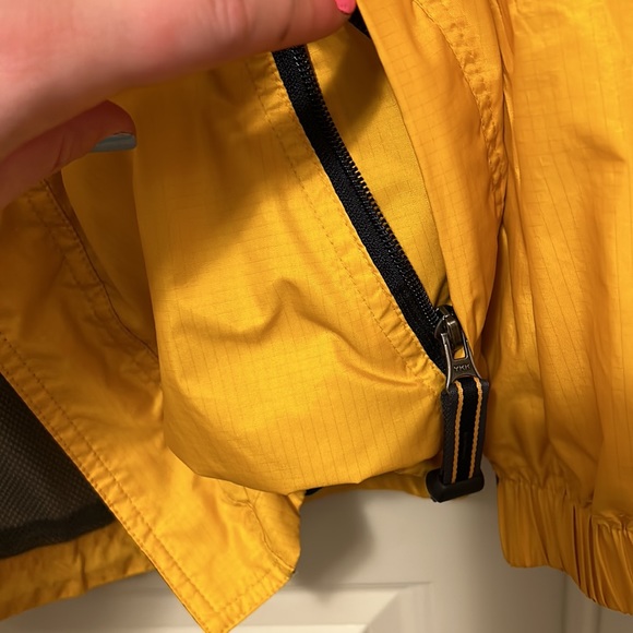 Vintage Gap Yellow Lined Windbreaker - Picture 10 of 13